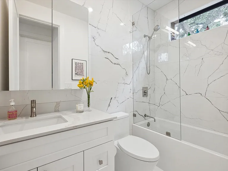 909 W Annie St #2 — Photo 10