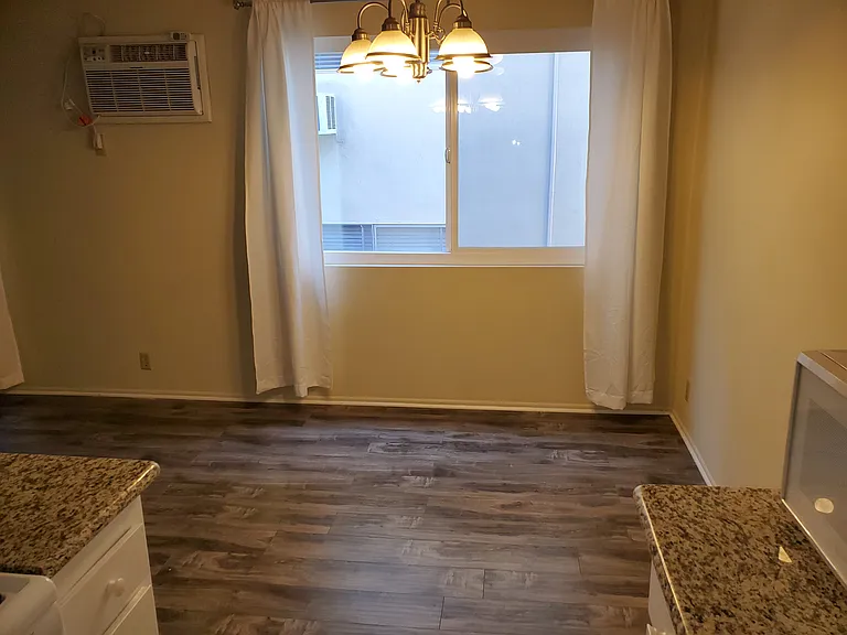 1811 Parnell Ave #6 — Photo 10