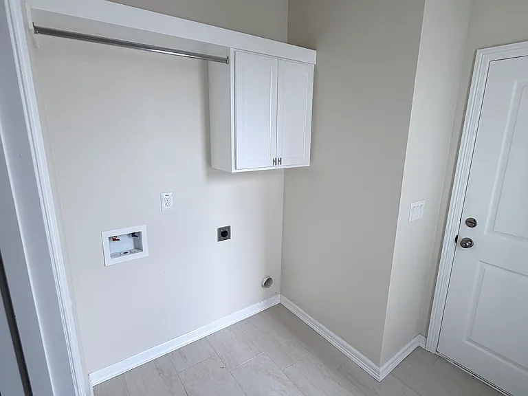 3734 Avenida Residencial — Photo 8