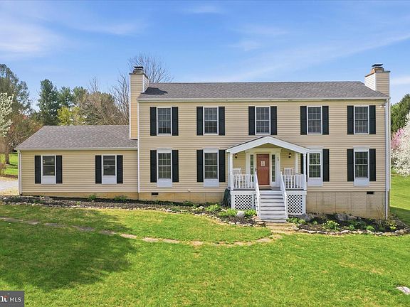 3rd image of 30 Green Valley Dr