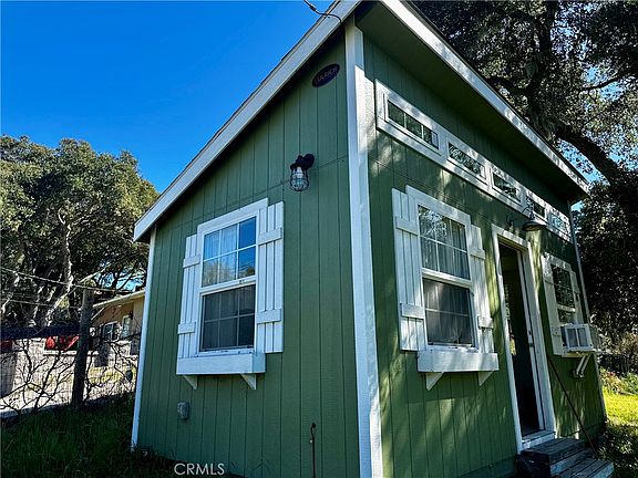 4th image of 3325 Arena Rd