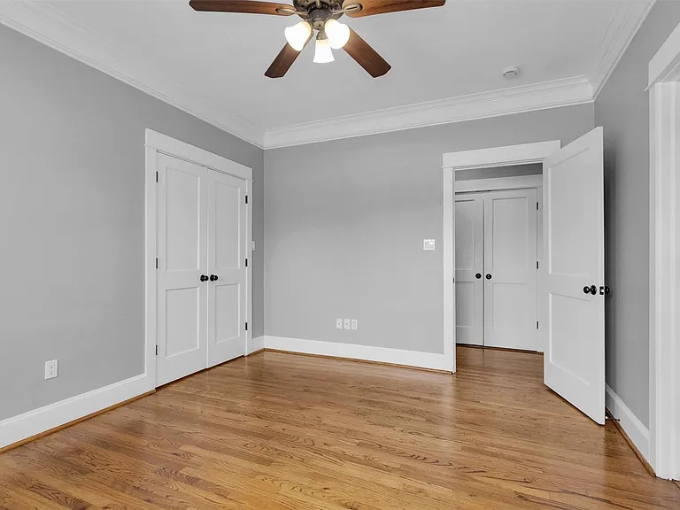 304 Vincent St — Photo 20