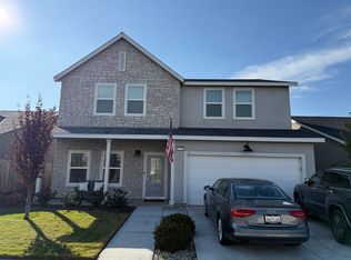 1770 N Aster Lake Rd, Hanford, CA 93230