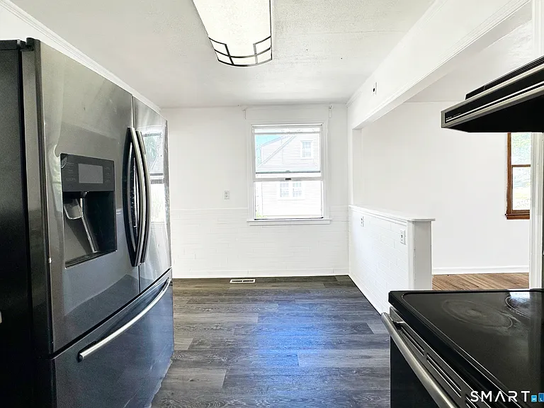225 Battis Rd — Photo 9