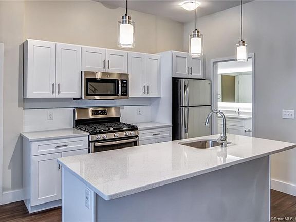 5th image of 111B Morgan St #7