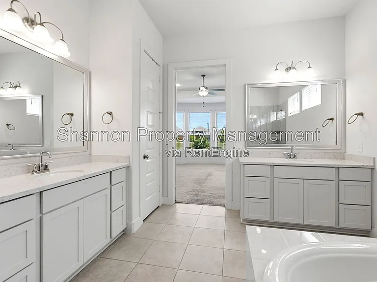 24610 Bardona Way — Photo 30