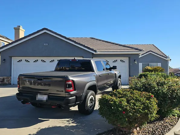 13994 Rogers Ln, Victorville, CA 92392