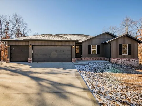 3 Carmarthen Ln, Bella Vista, AR 72715