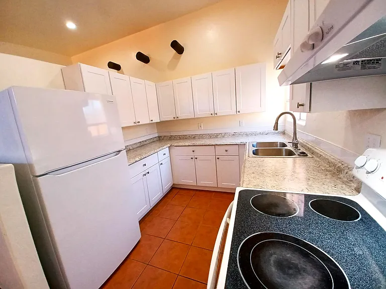 2727 N Flanwill Blvd #4 — Photo 5