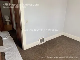 2325 Clyde Pl SW — Photo 25
