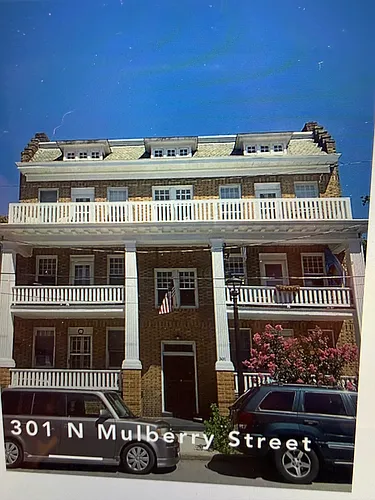 301 N Mulberry St #1 Photo 1 301 N Mulberry St #1 Photo 1