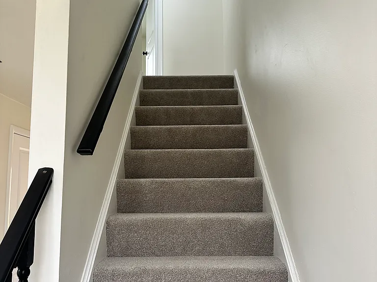 435 Hartford Sq — Photo 18