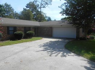 7405 White Birch Dr, Jacksonville, FL 32277