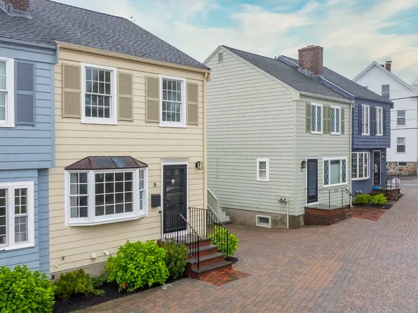 5 Leslie Cv, Marblehead, MA 01945