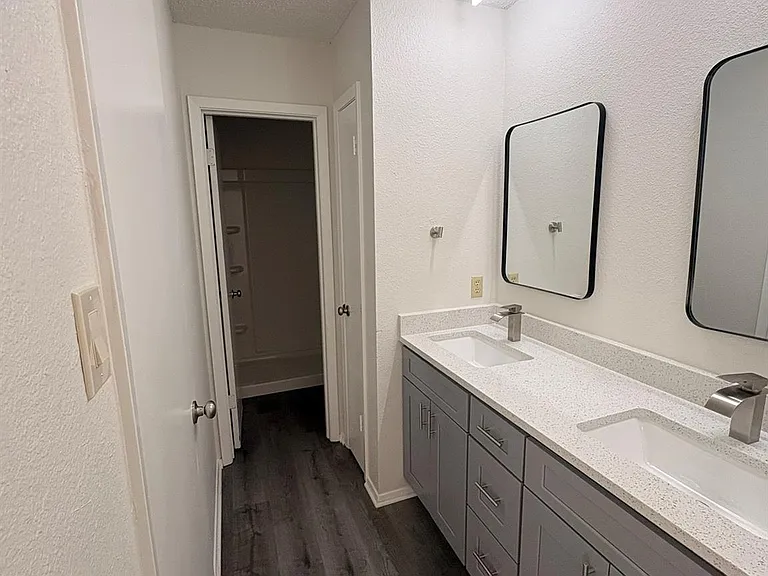 12406 Coronet St #B — Photo 11
