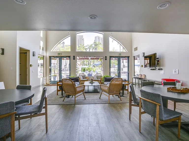 Building's Lounge