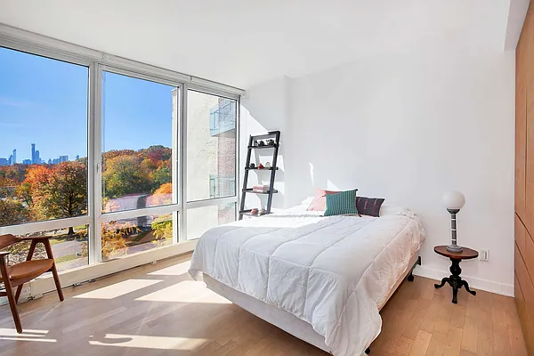 Rented by Isen & Company : Real Estate Advisors | media 18