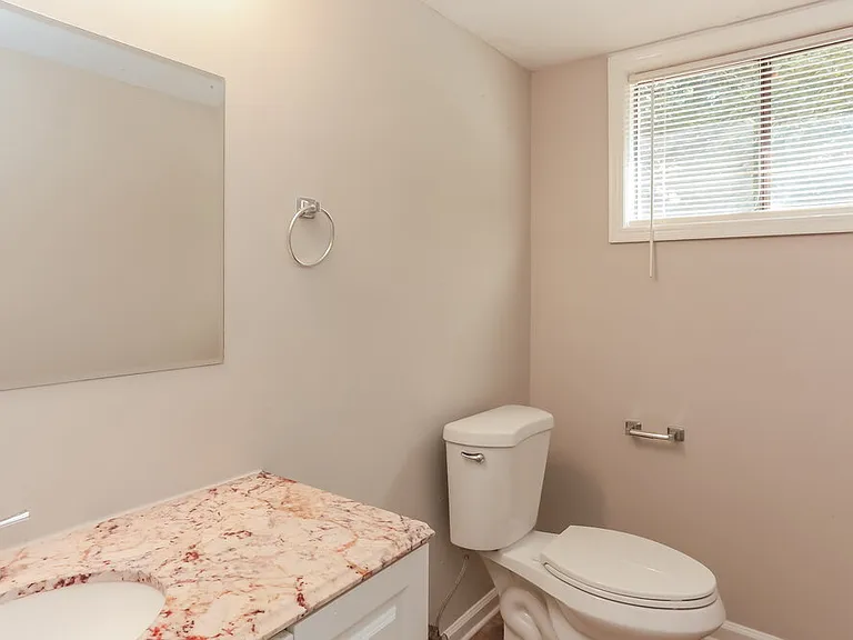 3212 Goldenchain Dr — Photo 16