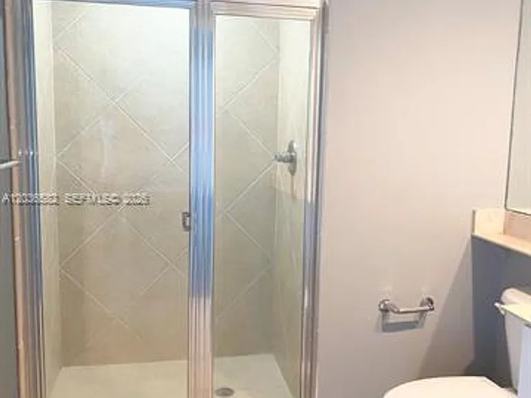 335 Biscayne Blvd #4200 — Photo 8