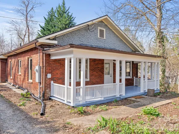 15 Conestee Pl, Asheville, NC 28801