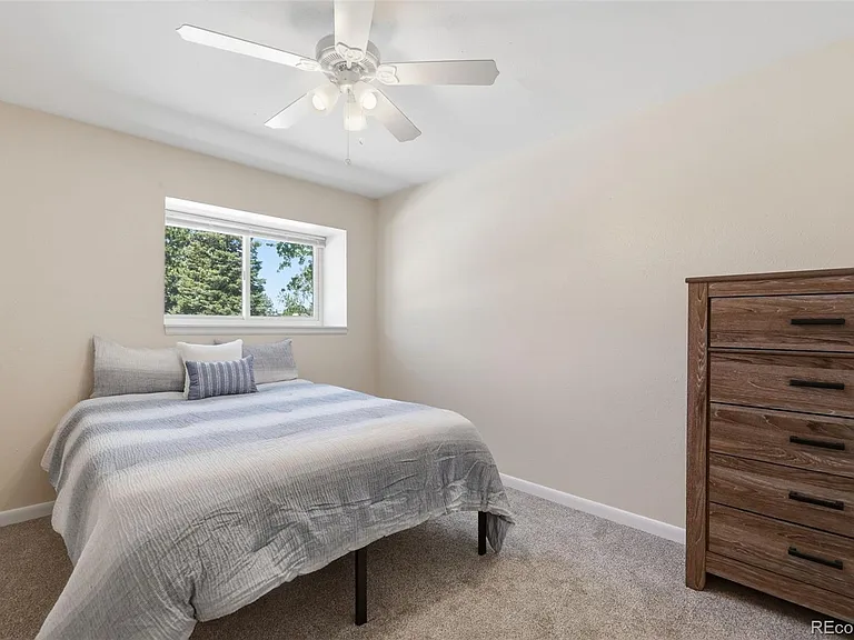 1169 S Monaco Street Pkwy — Photo 19