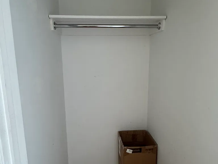 224 Richmond Ter #8B — Photo 5