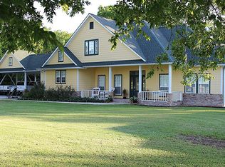 10304 Point Barrow Rd, Beach City, TX 77523
