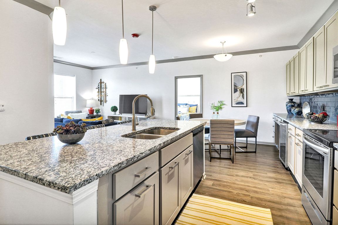 Kitchen Meridian at View High