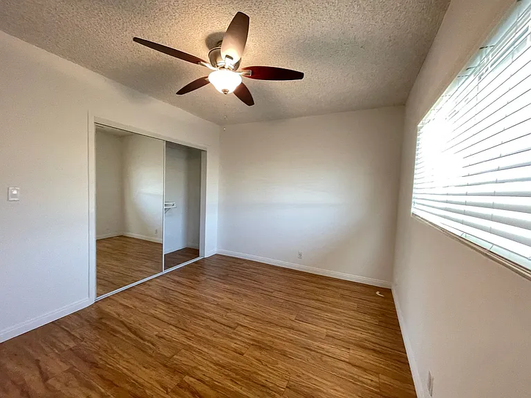 271 Parke St — Photo 19