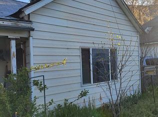 697 E Center St, Springville, UT 84663