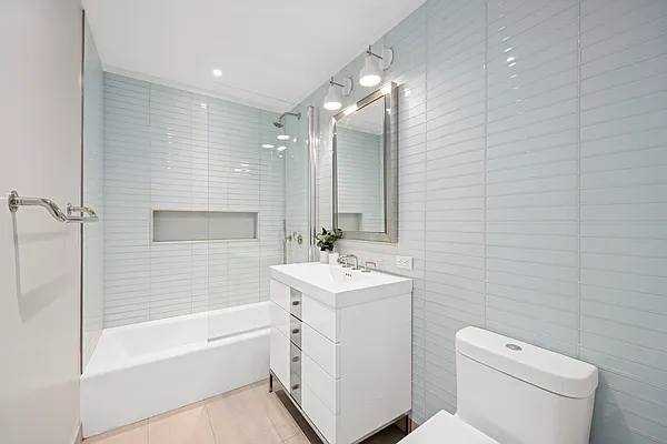 Rented by Douglas Elliman | media 33