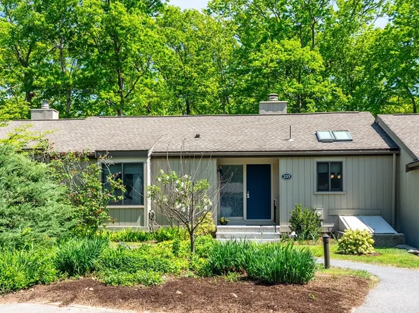 235 Aspen Cir Unit 235, Lincoln, MA 01773