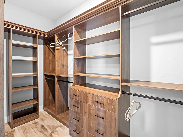 27 Gulfstream Way — Photo 16