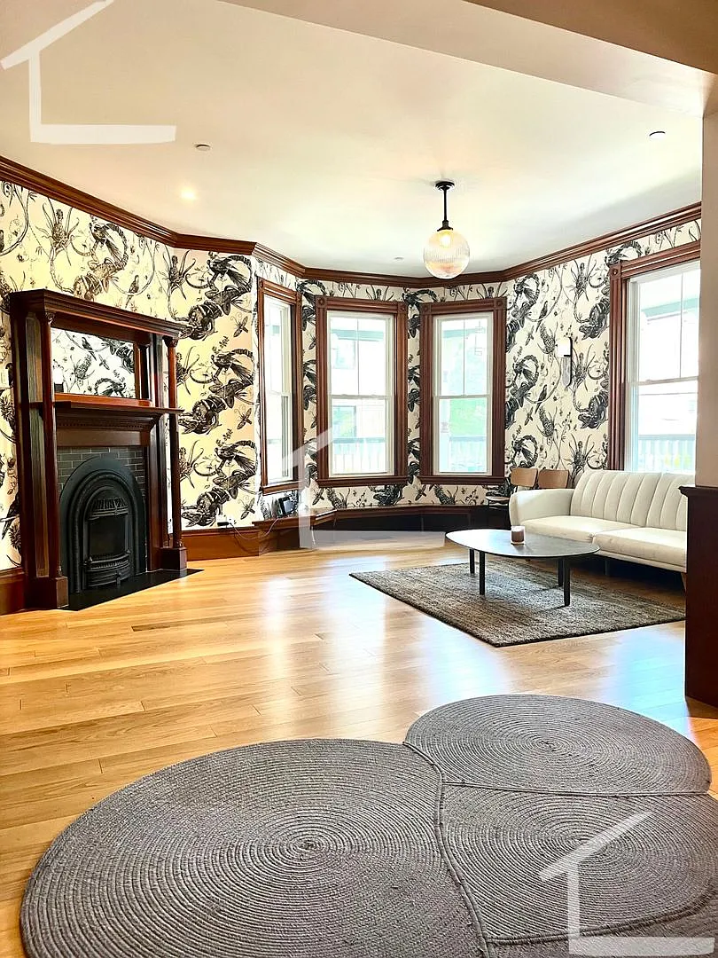 2 Bed 2 Bath - 1 Month Free — Photo 2