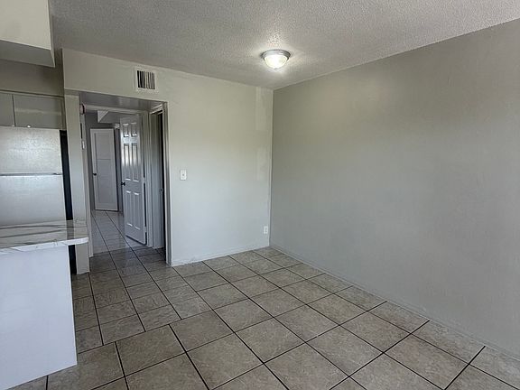 4th image of 834 SW 10th Dr APT 207