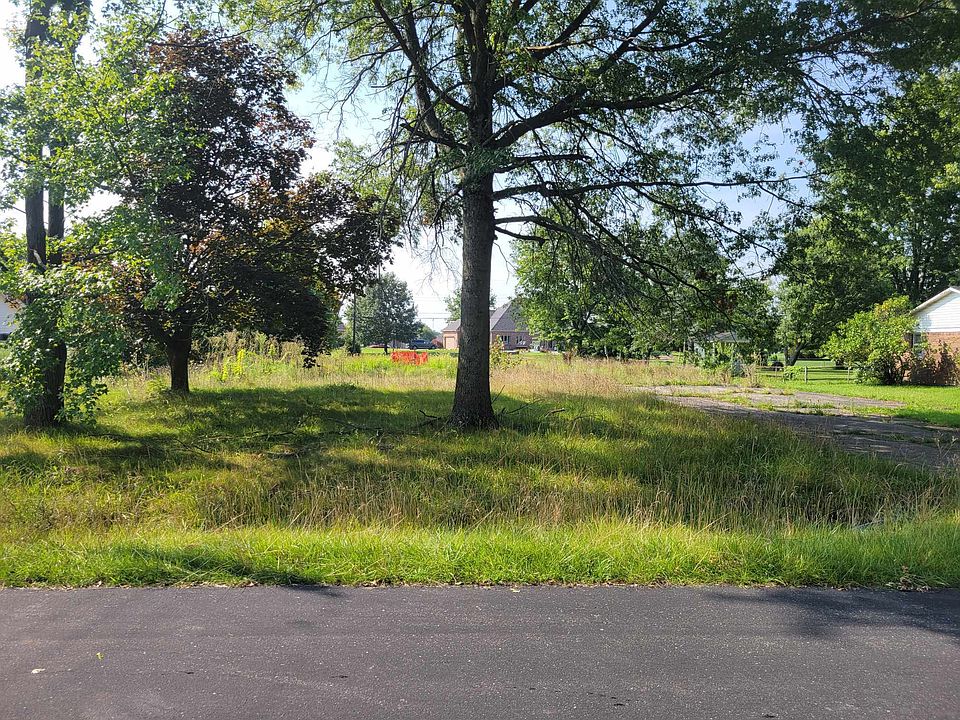 2nd image of 5289 W Village Dr