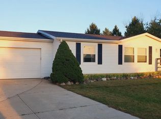 4333 18th St, Dorr, MI 49323