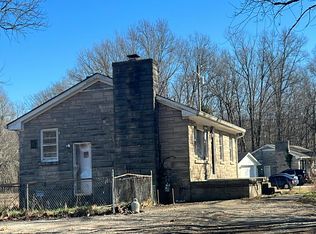 9209 W Manslick Rd, Louisville, KY 40272