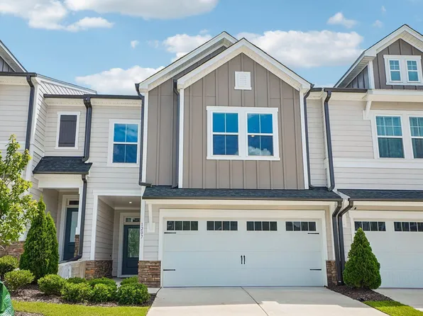 1207 Canary Pepper Dr, Durham, NC 27713
