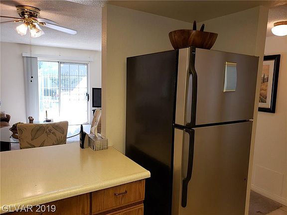 4th image of 3823 S Maryland Pkwy Unit G2