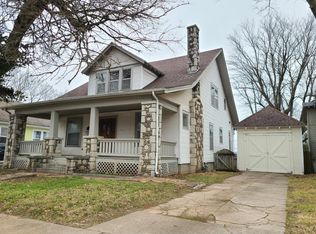 817 W Walnut St, Springfield, MO 65806