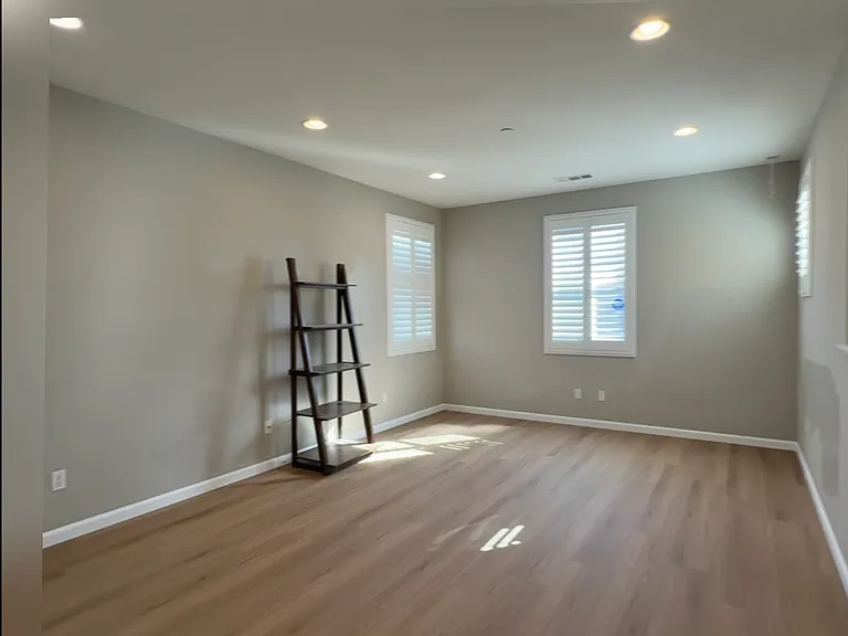 667 E Desert Willow Rd — Photo 36