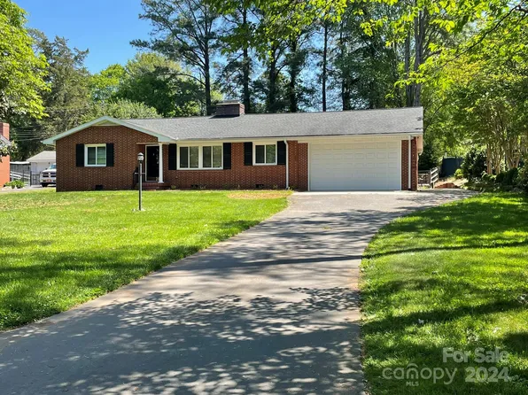 157 S Milford Dr, Salisbury, NC 28144