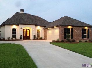 18375 Hidden Ridge Ct, Prairieville, LA 70769