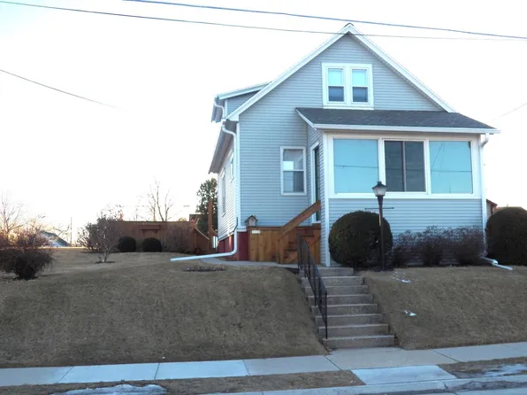 1115 Division STREET, Manitowoc, WI 54220