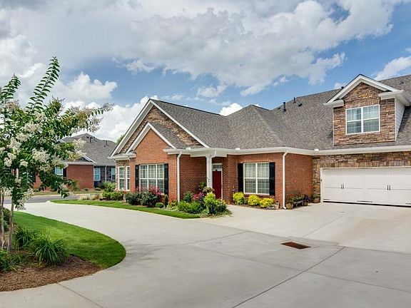 2nd image of 604 Haven Cir