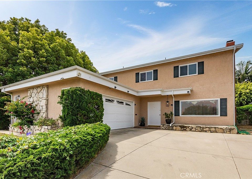 1st image of 27655 Avenida Del Mesa
