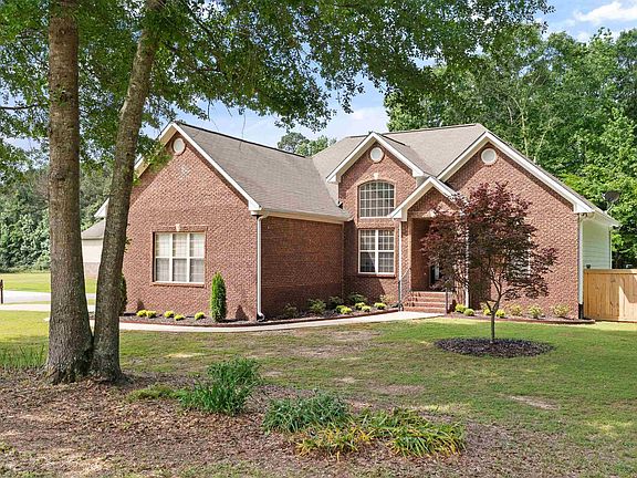 2nd image of 2050 Morris Farms Dr