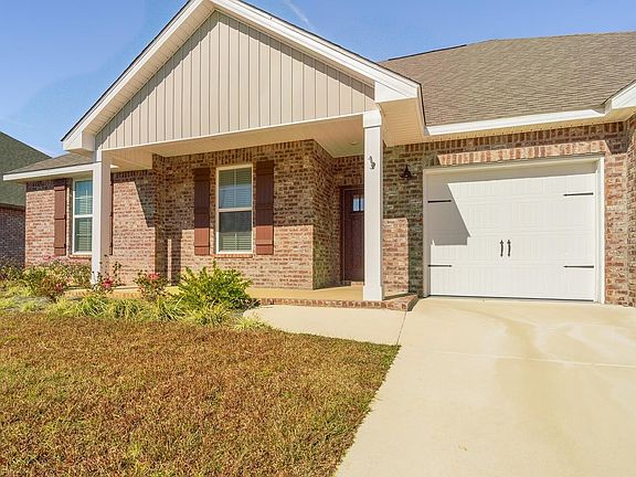 2nd image of 1186 Pheasant Cir