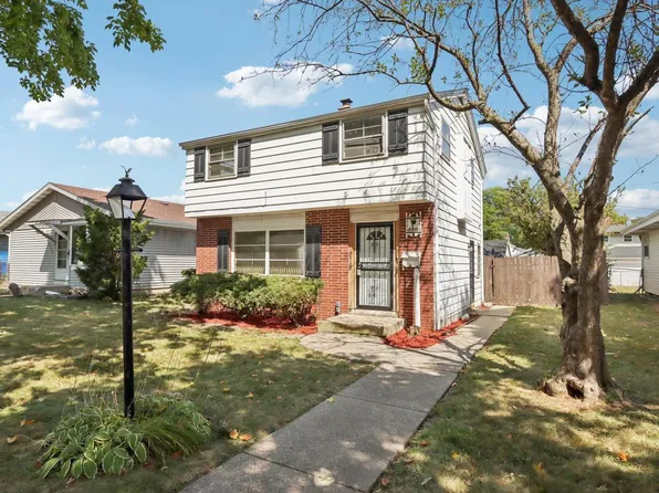 8518 West Potomac AVENUE, Milwaukee, WI 53225